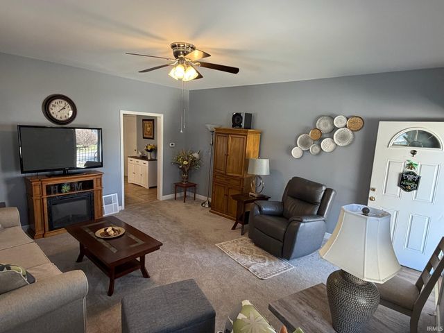 826 W Idlewild Drive, Evansville, IN 47710