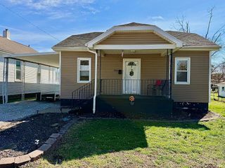 826 W Idlewild Drive, Evansville, IN 47710