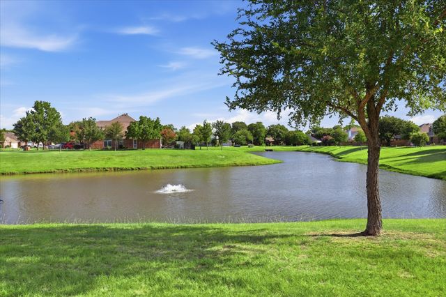4432 Spanish Oak Circle, Corinth, TX 76208