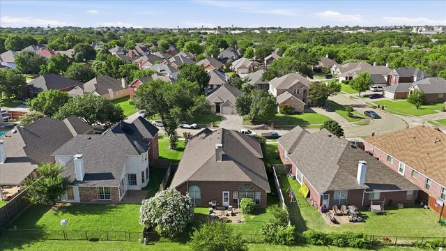4432 Spanish Oak Circle, Corinth, TX 76208
