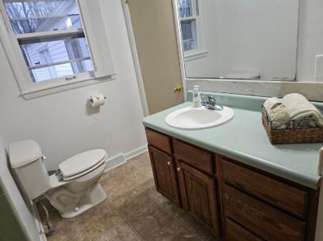 954 Rose Drive, Ann Arbor, MI 48103