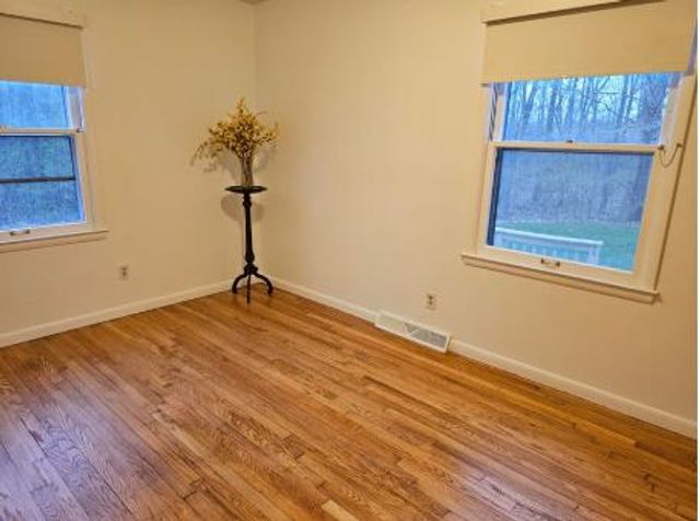 954 Rose Drive, Ann Arbor, MI 48103