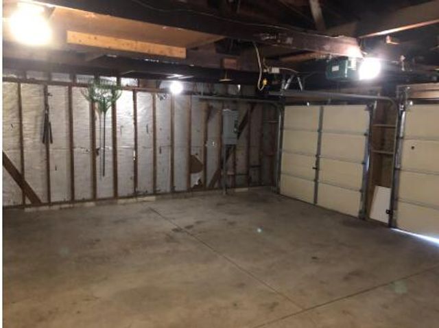 954 Rose Drive, Ann Arbor, MI 48103