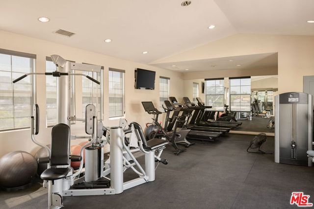 10639 Woodbridge Street 107, North Hollywood, CA 91602