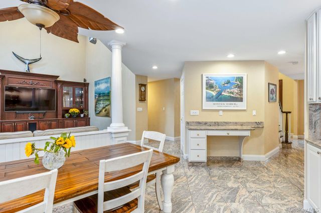 42 Old Neck Court, Manorville, NY 11949