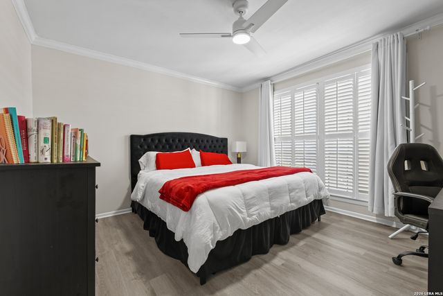 165 W Rampart Dr Apt 701, San Antonio, TX 78216