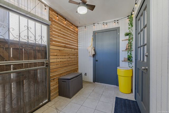 165 W Rampart Dr Apt 701, San Antonio, TX 78216