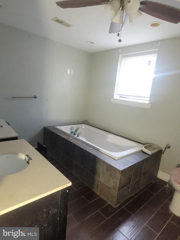 4155 CAMBRIDGE ST, Philadelphia, PA 19104