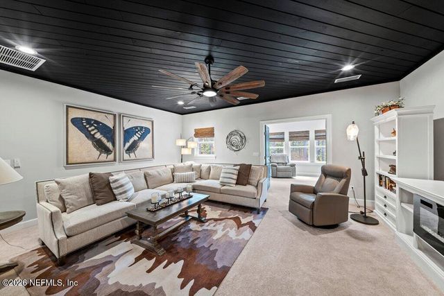 135 SHINNECOCK Drive, St. Johns, FL 32259