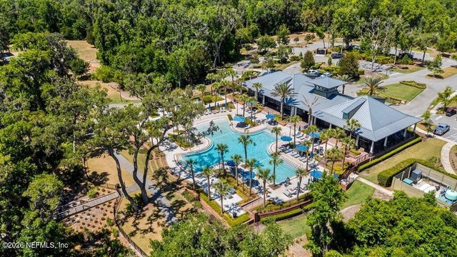 135 SHINNECOCK Drive, St. Johns, FL 32259