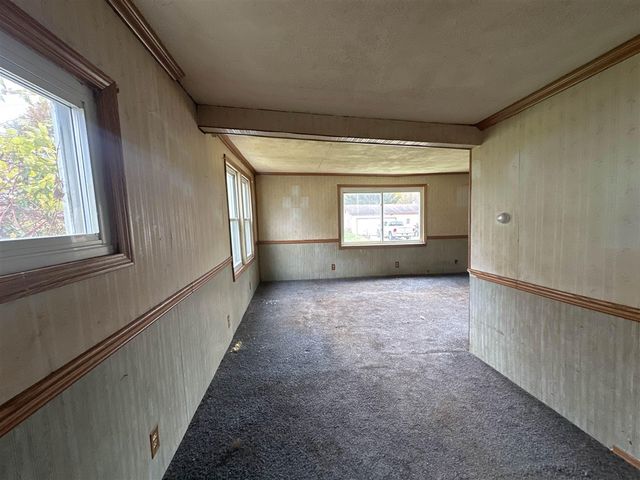 490 4th Street, Benton Harbor, MI 49022