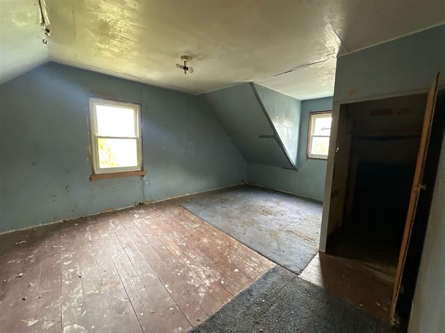 490 4th Street, Benton Harbor, MI 49022