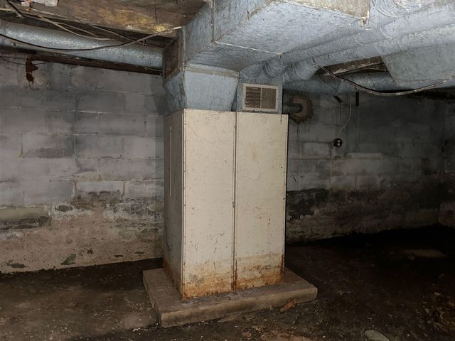 490 4th Street, Benton Harbor, MI 49022