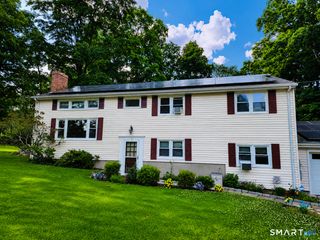 6 Nottingham Drive, Stamford, CT 06907