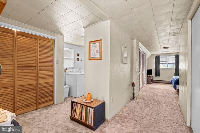 51 NICKELHILL LN, Levittown, PA 19054