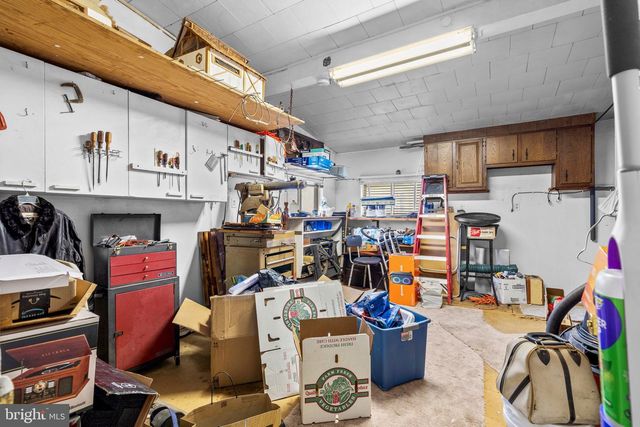 51 NICKELHILL LN, Levittown, PA 19054