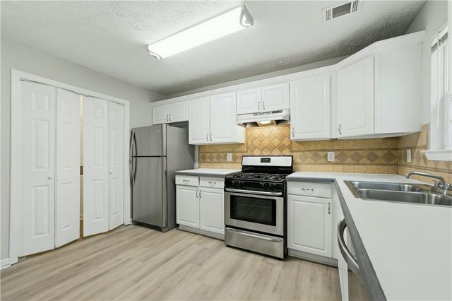 10879 Morning Dove Drive, Hampton, GA 30228