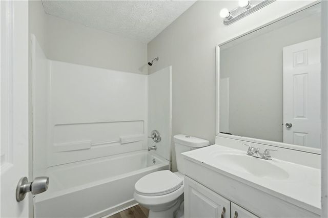 10879 Morning Dove Drive, Hampton, GA 30228