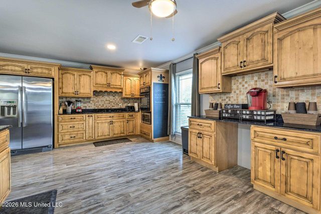 12424 Crestwood Drive, Gulfport, MS 39503