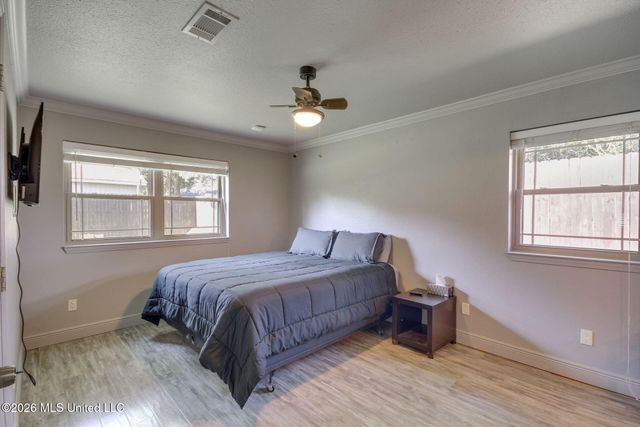 12424 Crestwood Drive, Gulfport, MS 39503