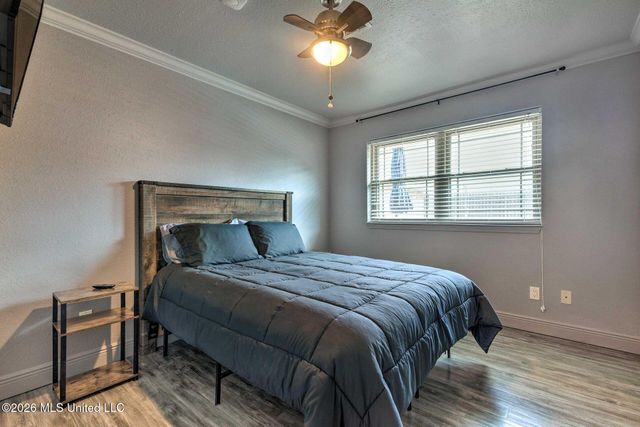 12424 Crestwood Drive, Gulfport, MS 39503