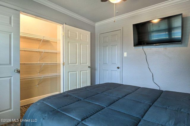 12424 Crestwood Drive, Gulfport, MS 39503