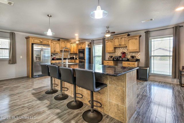 12424 Crestwood Drive, Gulfport, MS 39503