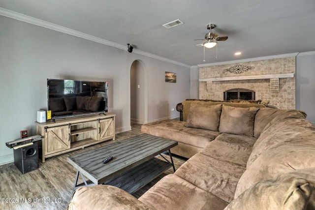 12424 Crestwood Drive, Gulfport, MS 39503