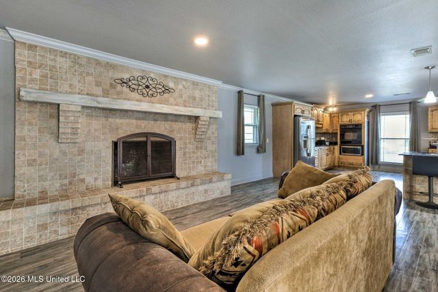 12424 Crestwood Drive, Gulfport, MS 39503