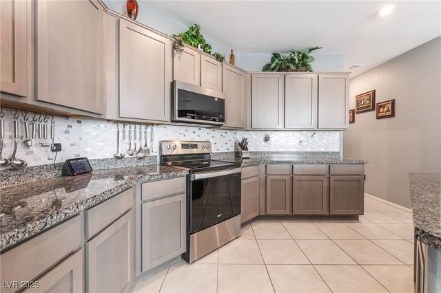 675 Turtleback Falls Avenue, Indian Springs, NV 89018