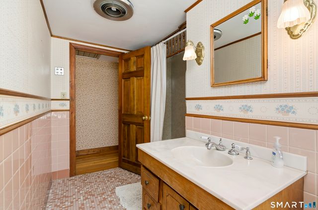 98 Wheeler Lane, Torrington, CT 06790