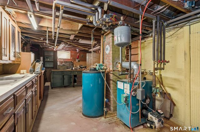 98 Wheeler Lane, Torrington, CT 06790