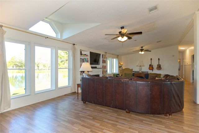 2160 COUNTY ROAD 178, Gainesville, TX 76240