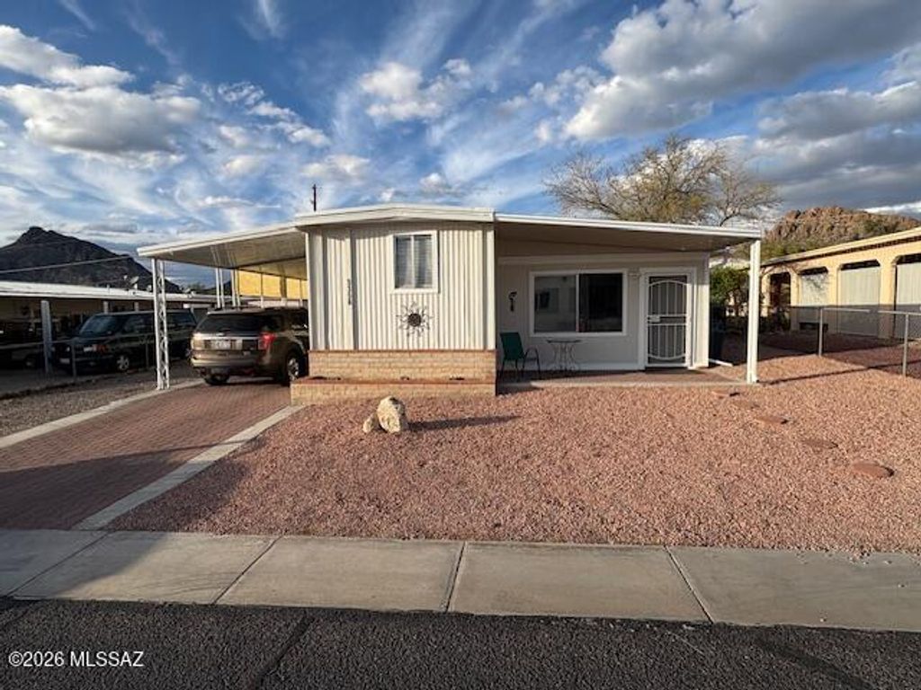 5356 W Flying W Street, Tucson, AZ 85713