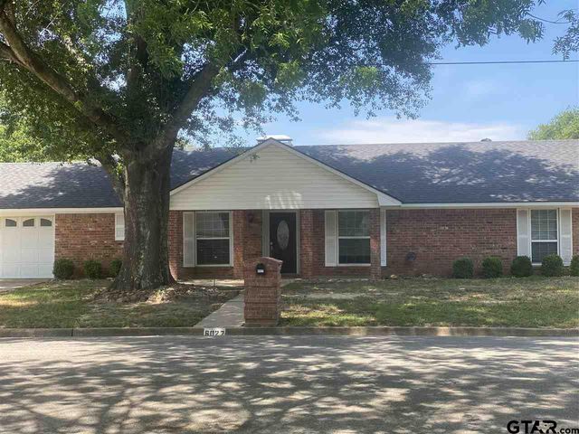 6027 Whispering Lane, Tyler, TX 75707