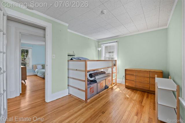 21546 Gregory Street, Dearborn, MI 48124