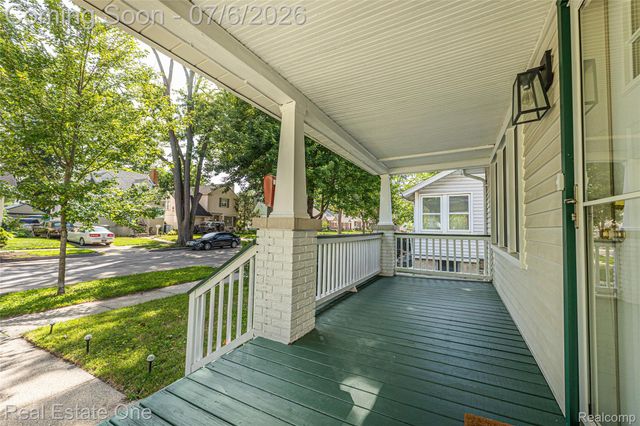 21546 Gregory Street, Dearborn, MI 48124