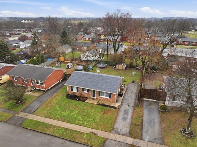 1708 Knoxville Court, Lexington, KY 40505