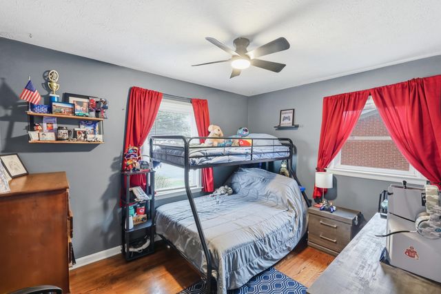 1708 Knoxville Court, Lexington, KY 40505