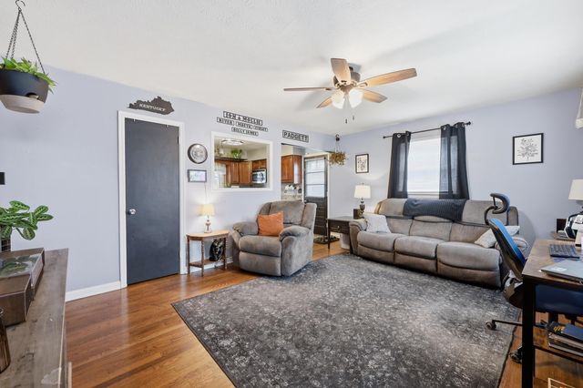 1708 Knoxville Court, Lexington, KY 40505