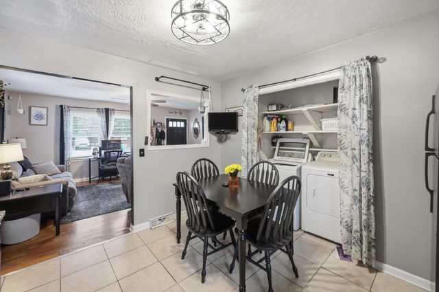 1708 Knoxville Court, Lexington, KY 40505