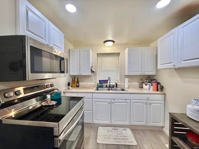 4100 Claremont Avenue, Evansville, IN 47712