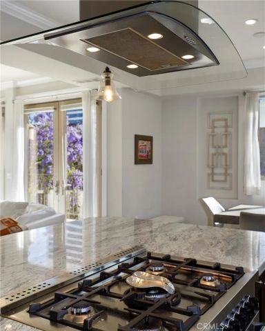 1644 S Bentley Avenue 401, Los Angeles, CA 90025