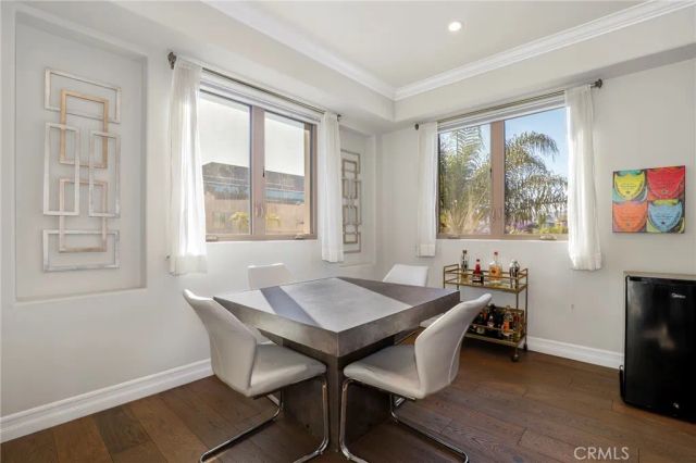 1644 S Bentley Avenue 401, Los Angeles, CA 90025