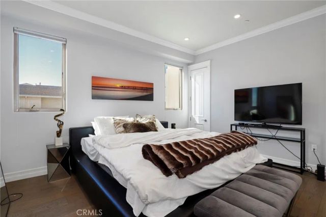 1644 S Bentley Avenue 401, Los Angeles, CA 90025