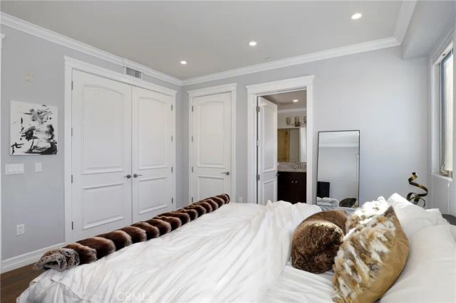 1644 S Bentley Avenue 401, Los Angeles, CA 90025