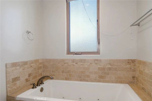 1644 S Bentley Avenue 401, Los Angeles, CA 90025