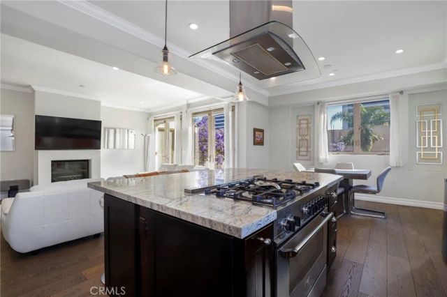1644 S Bentley Avenue 401, Los Angeles, CA 90025