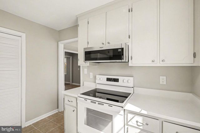 1619 MEADOW DR, Fredericksburg, VA 22405