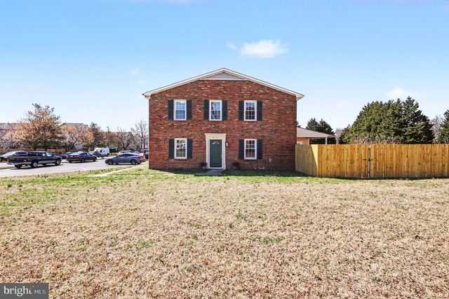 1619 MEADOW DR, Fredericksburg, VA 22405